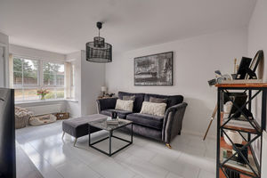 Lounge- click for photo gallery